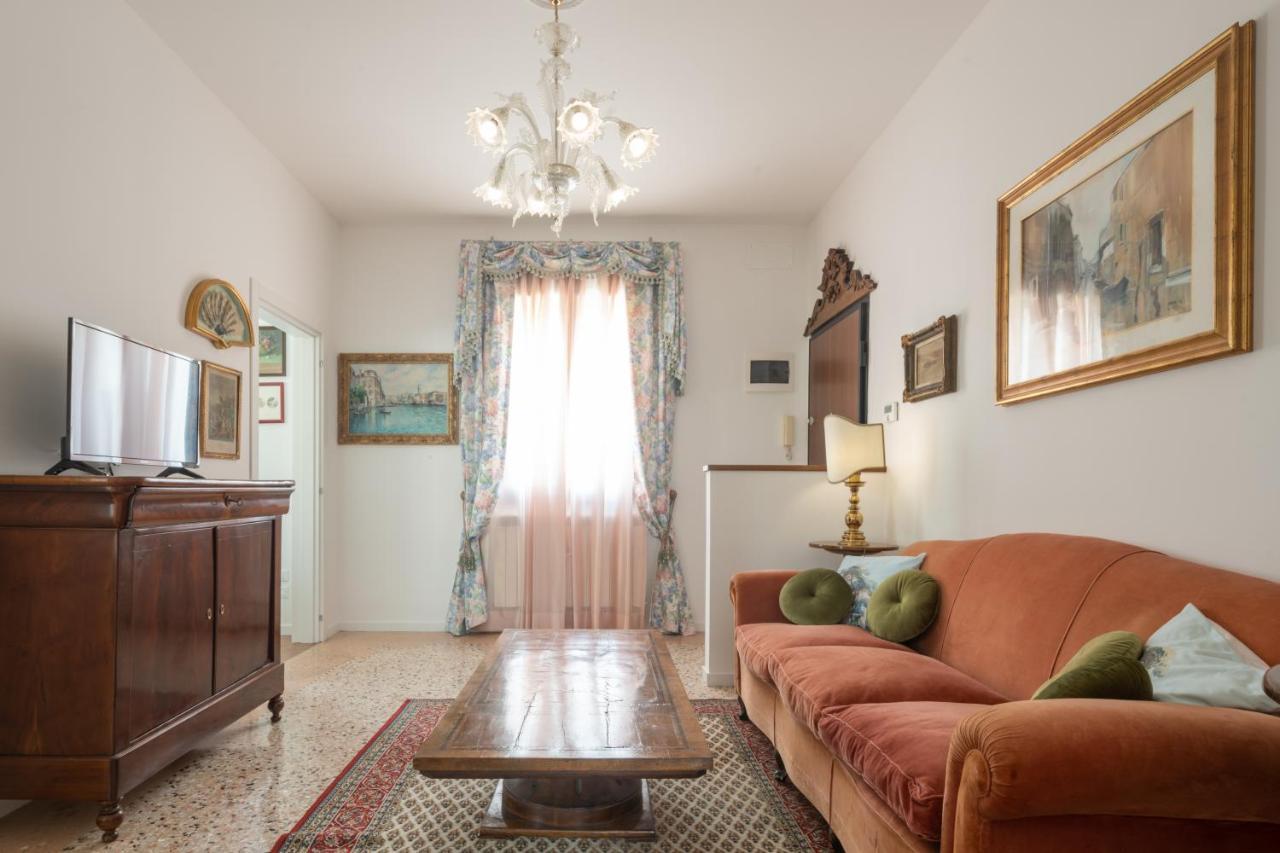 Tiepolo Apartment In The Biennale District R&R Venedig Exteriör bild
